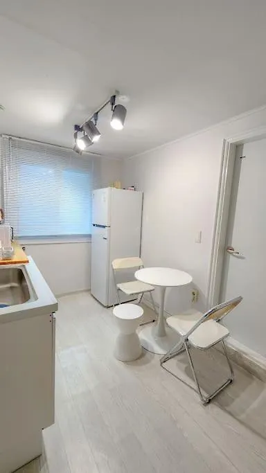 Hongdae Station House Seogyodong Appartement Seoel Zuid-Korea