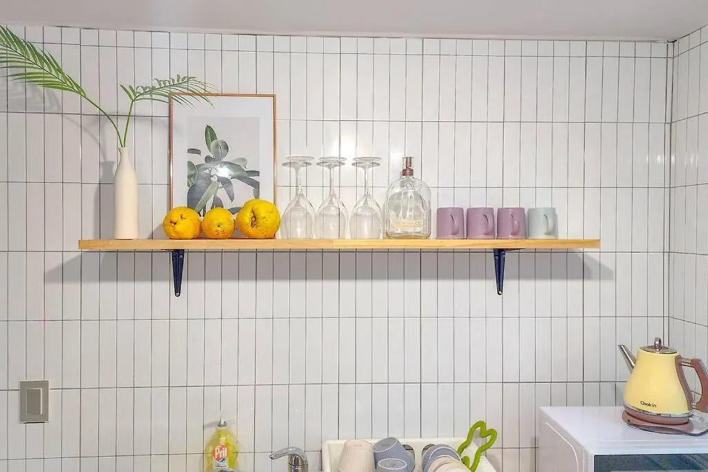 Hongdae Station House Seogyodong Appartement Seoel